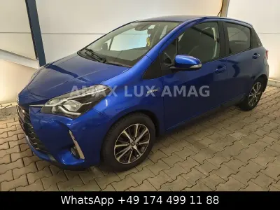 Gebraucht Toyota Yaris Hybrid Club 75 PS (55 kW) 2019 Blau Kleinwagen