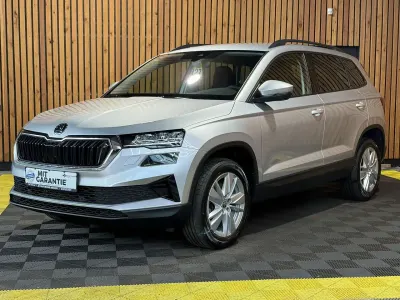 Gebraucht Skoda Karoq Selection 150 PS (110 kW) 2024 Brilliantsilber SUV