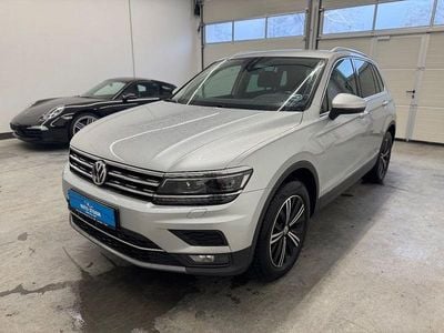 Reflexsilber metallic Gebraucht 2020 VW Tiguan Highline SUV | 21.970 € (Superpreis)
