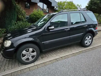 Gebraucht Mercedes ML270 Edition 163 PS (119 kW) 2005 Schwarz SUV