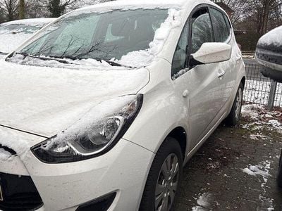 Gebraucht Hyundai ix20 Edition 90 PS (66 kW) 2014 Weiß Kleinwagen