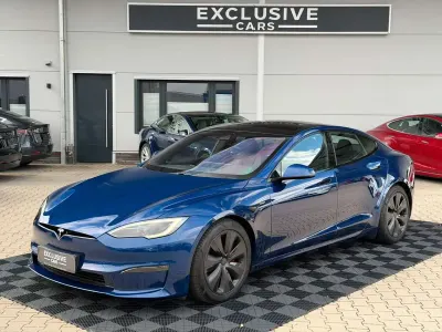 Gebraucht Tesla Model S Plaid 759 kW (1033 PS) 2023 Deep blue metallic Kleinwagen
