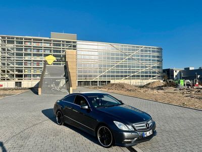 Mercedes E220