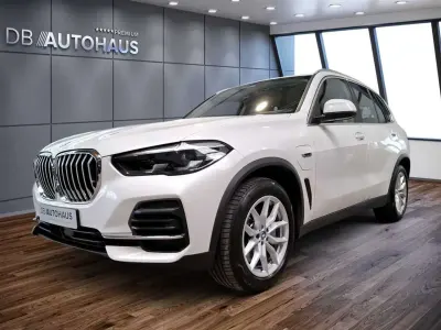 Gebraucht BMW X5 Sport Line 394 PS (289 kW) 2022 Weiß SUV