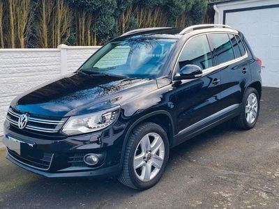 Schwarz Gebraucht 2014 VW Tiguan Sportline SUV | 13.990 € (Fairer Preis)