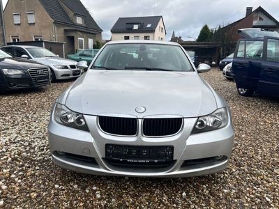 gebraucht BMW 320 Baureihe 3 Lim.320i*KLIMAAUTOMATIK*ALU