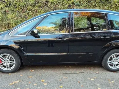 Gebraucht Ford S-MAX Titanium 203 PS (149 kW) 2011 Schwarz Van / Kleinbus