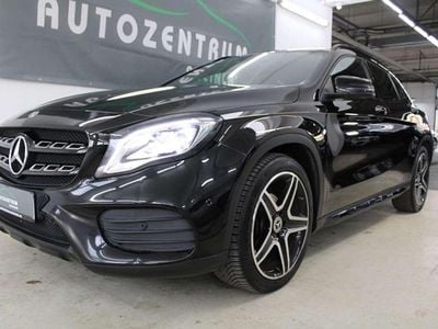 Gebraucht Mercedes GLA200 AMG line 136 PS (100 kW) 2018 Kosmosschwarz SUV