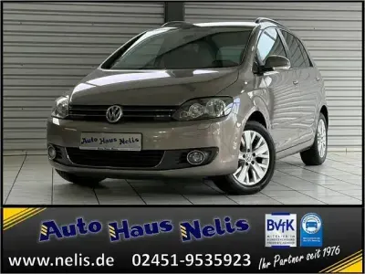 Gebraucht VW Golf VII Life 105 PS (77 kW) 2013 Braun Limousine