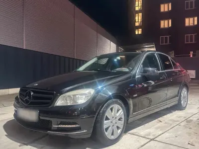 Gebraucht Mercedes C220 170 PS (125 kW) 2008 Schwarz Limousine