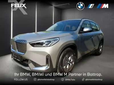 Ny BMW iX1 150 kW (204 HK) 2026 Sølv SUV