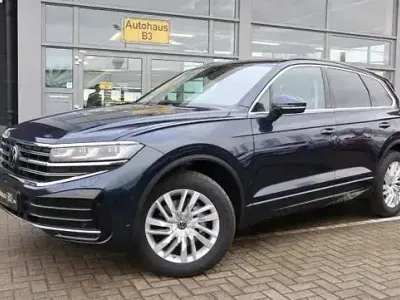 Gebraucht VW Touareg Elegance 286 PS (210 kW) 2024 Blau SUV