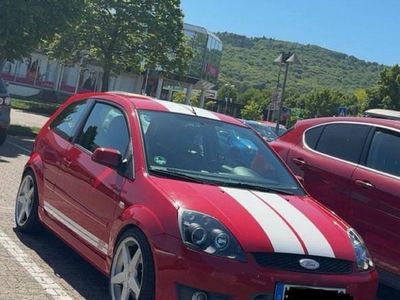 Gebraucht Ford Fiesta ST 150 PS (110 kW) 2005 Rot Limousine