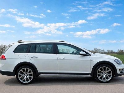 Second-hand VW Golf Alltrack 184 CP (135 kW) 2015 Andere farben Break