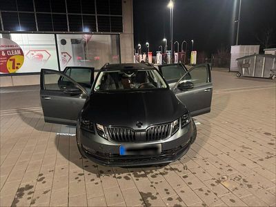 Gebraucht Skoda Octavia Sport 150 PS (110 kW) 2020 Grau Kombi