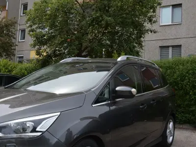 Gebraucht Ford C-MAX Titanium 170 PS (125 kW) 2017 Grau Van / Kleinbus
