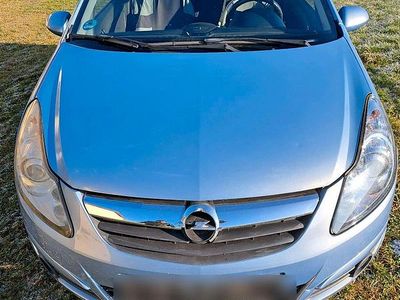 Blau Gebraucht 2010 Opel Corsa Kleinwagen | 1.499 €