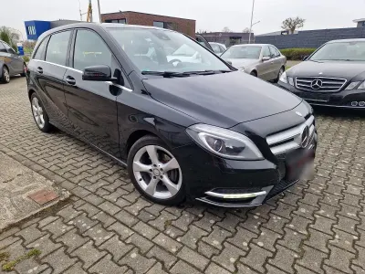 Brugt Mercedes B200 136 HK (100 kW) 2012 Sort MPV