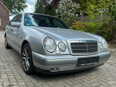 Używany Mercedes E240