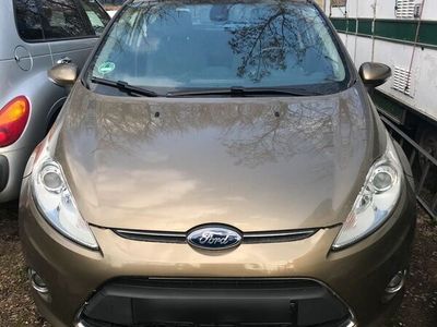 gebraucht Ford Fiesta MK7 JA8 1,6 TDCI Titanium