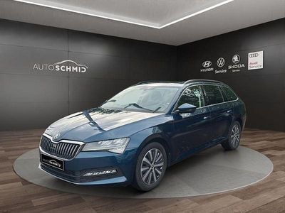 Gebraucht Skoda Superb Ambition 200 PS (147 kW) 2022 Lavablau metallic Kombi