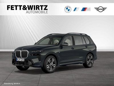 Gebraucht BMW X7 M Sport 381 PS (280 kW) 2025 Grau SUV