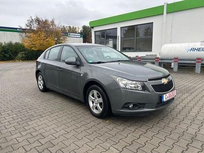 Grau Gebraucht 2011 Chevrolet Cruze LT Kleinwagen | 2.590 € (Guter Preis)