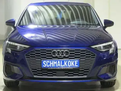 Gebraucht Audi A3 Ambiente 150 PS (110 kW) 2023 Navarra blue Limousine