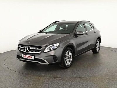 Gebraucht Mercedes GLA200 Style 156 PS (114 kW) 2018 Grau SUV