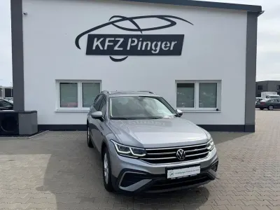 Gebraucht VW Tiguan Allspace Life 200 PS (147 kW) 2023 Silber SUV