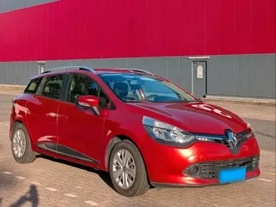 Gebraucht Renault Clio 90 PS (66 kW) 2015 Orange Kombi