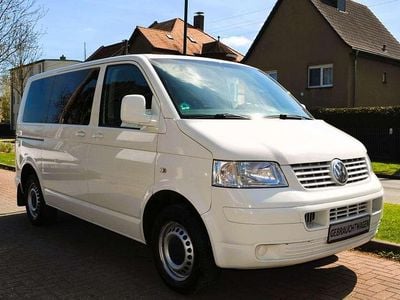 Gebraucht VW T5 131 PS (96 kW) 2009 Grauweiß r9002 Van