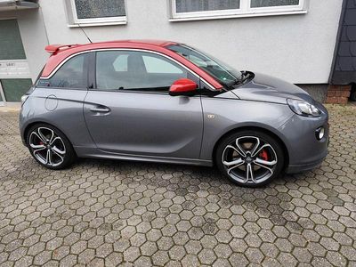 Silber Gebraucht 2015 Opel Adam S Kleinwagen | 11.750 € (Etwas zu teuer)
