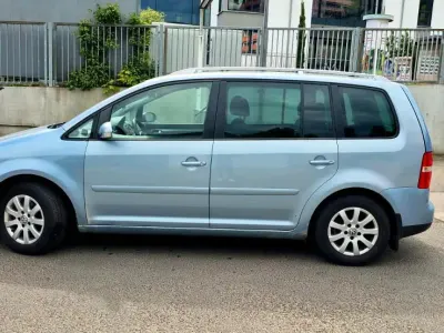 Gebraucht VW Touran 140 PS (102 kW) 2006 Blau Van / Kleinbus