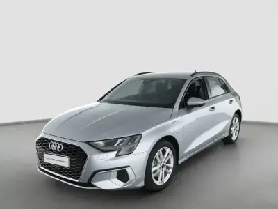 Usata Audi A3 Sportback e-tron Advanced 150 CV (110 kW) 2024 Argento Utilitaria