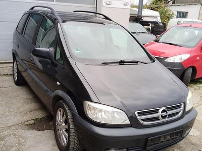 Second-hand Opel Zafira 147 CP (108 kW) 2004 Negru Monovolum