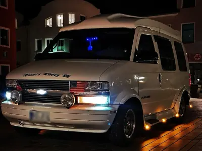 Gebraucht Chevrolet Astro 189 PS (139 kW) 1996 Weiß Van / Kleinbus