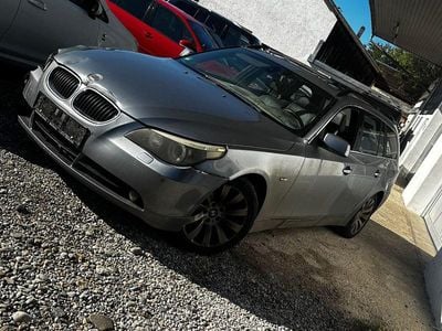 BMW 525