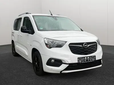 Gebraucht Opel Combo Life Edition 102 PS (75 kW) 2019 Weiß Van / Kleinbus