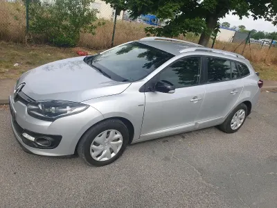 Gebraucht Renault Mégane GrandTour 95 PS (69 kW) 2015 Schwarz Kombi