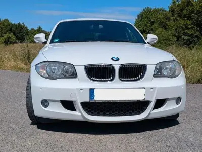 Gebraucht BMW 120 M Performance 197 PS (144 kW) 2011 Weiß Kleinwagen