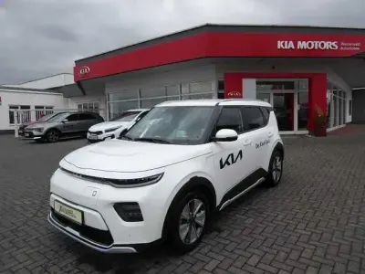 Gebraucht Kia Soul EV Inspiration 150 kW (204 PS) 2023 Weiss SUV
