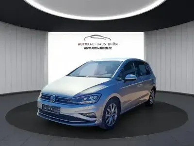 Begagnad VW Golf Sportsvan Highline 150 HK (110 kW) 2019 Silver Minibuss