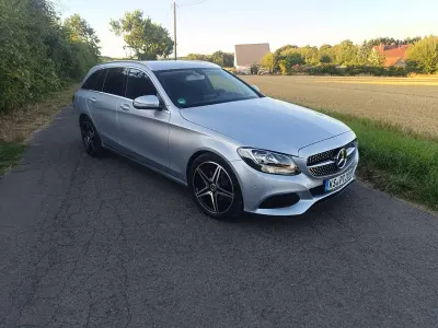 Gebraucht Mercedes C180 Avantgarde 116 PS (85 kW) 2017 Silber Kombi