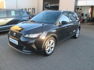 Schwarz Gebraucht 2024 Seat Arona FR SUV | 23.990 € (Fairer Preis)