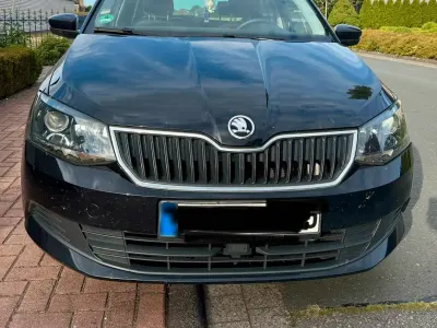 Gebraucht Skoda Fabia 60 PS (44 kW) 2015 Schwarz Kleinwagen