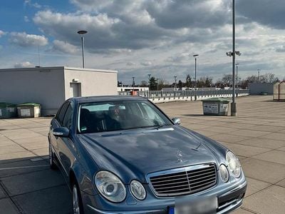 Mercedes E280