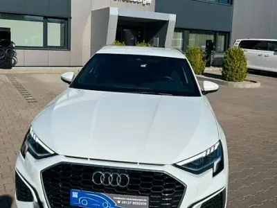 Gebraucht Audi A3 S-Line 150 PS (110 kW) 2021 Weißkeine angabe Limousine