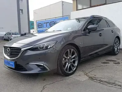 Gebraucht Mazda 6 Nakama Intense 175 PS (128 kW) 2017 Matrixgrau metallic Kombi