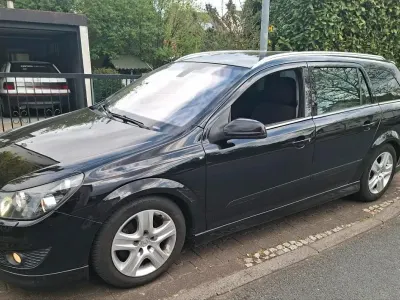 Usata Opel Astra OPC 140 CV (102 kW) 2008 Nero Station wagon